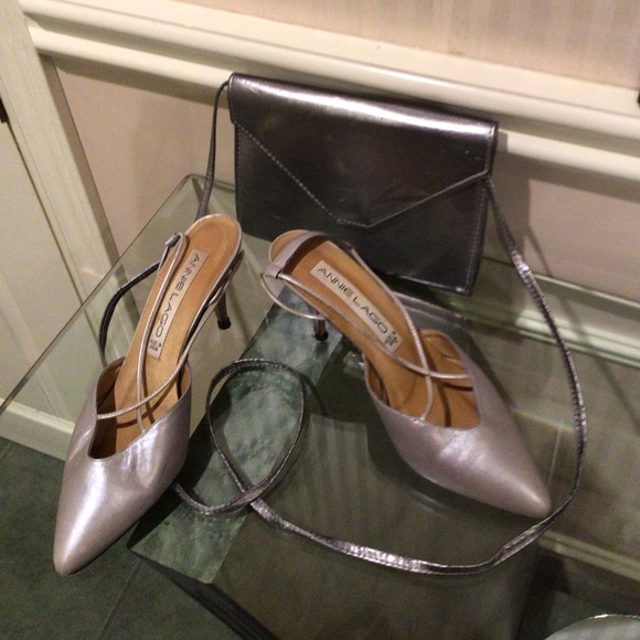 🎉2XHost Pick🎉Vintage bundled Silver Sling back pointy toe heeled shoes&clutch - Picture 1 of 7